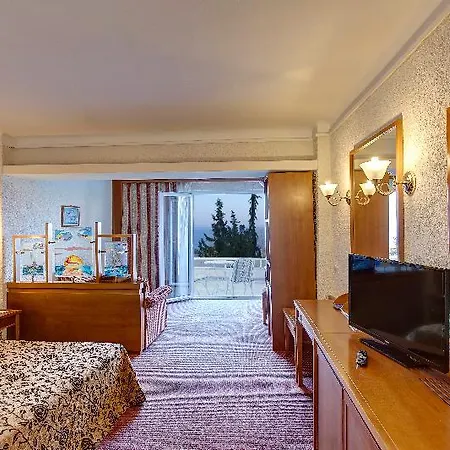 Ghotels Athos Palace 4*