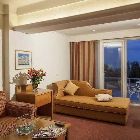 Ghotels Athos Palace Station touristique