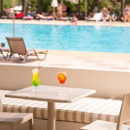 Ghotels Athos Palace Station touristique