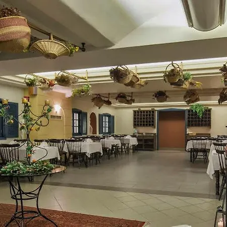 Ghotels Athos Palace منتجع 4*