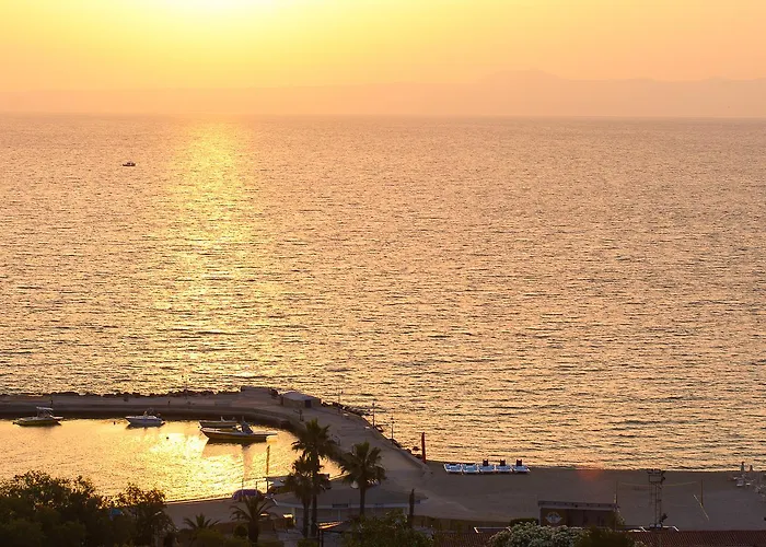 אתר נופש Ghotels Athos Palace 4*